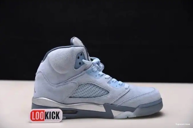 HYPE Jordan Retro Bluebird Air (W) DD9336-400 5 0424
